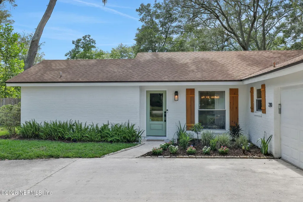 220 Tarrasa Drive Jacksonville FL 32225