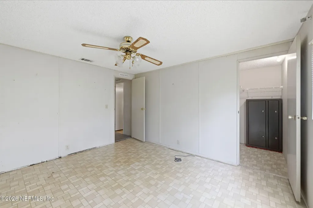 100 Alligator Circle Crescent City FL 32112