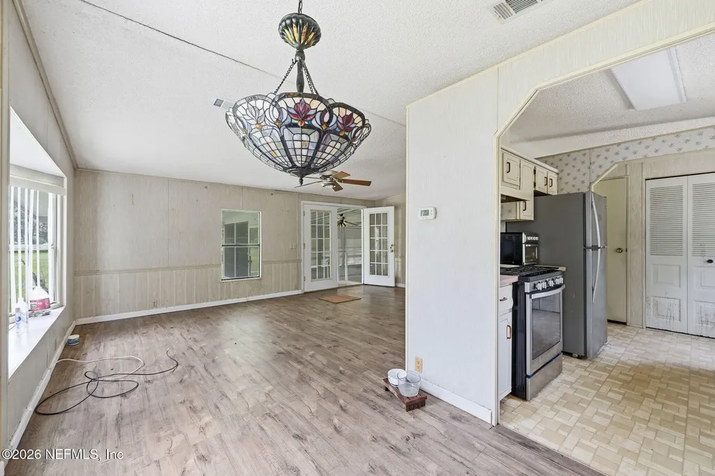 100 Alligator Circle Crescent City FL 32112