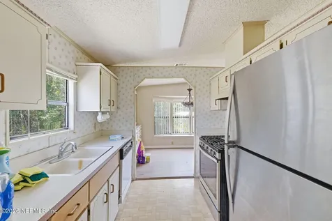 100 Alligator Circle Crescent City FL 32112