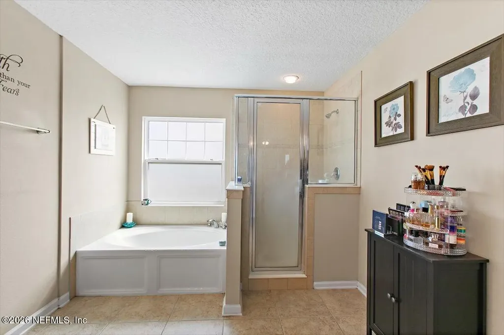 8992 Merseyside Avenue Jacksonville FL 32219