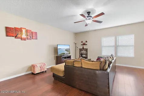 8992 Merseyside Avenue Jacksonville FL 32219