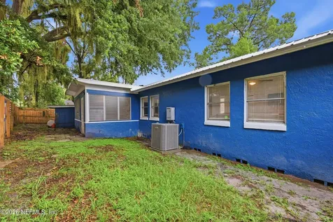 322 S 17th Street Palatka FL 32177