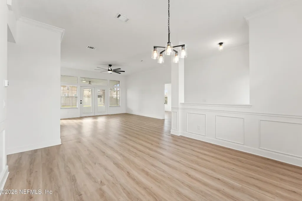 15738 Northside Drive E Jacksonville FL 32218