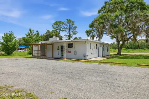 1148 Co Road 309 Crescent City FL 32112