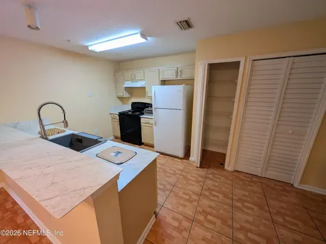 6051 Maggies Circle Jacksonville FL 32244