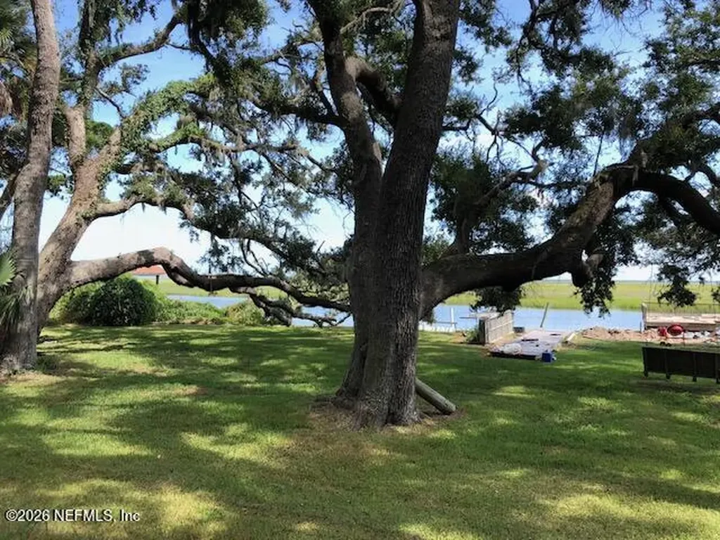 97098 Pirates Point Road Yulee FL 32097