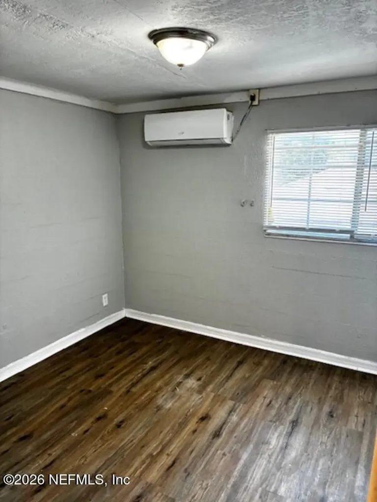 2146 Inwood Terrace Jacksonville FL 32207