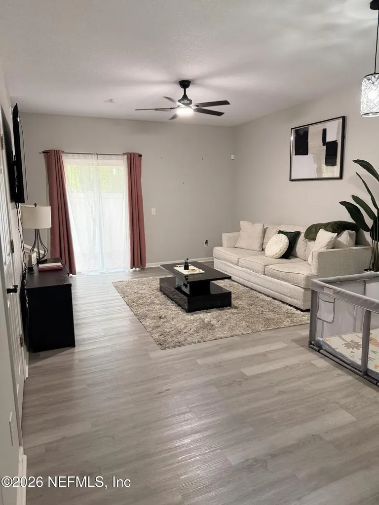 4746 Playpen Drive Jacksonville FL 32210