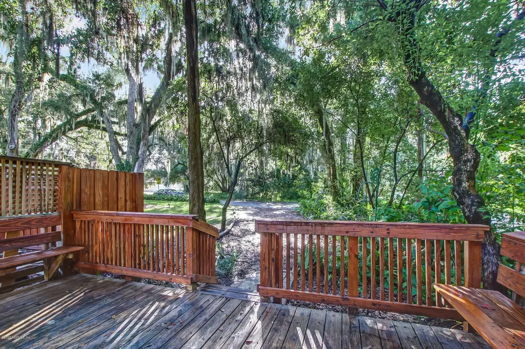 4050 Mcgirts Boulevard Jacksonville FL 32210