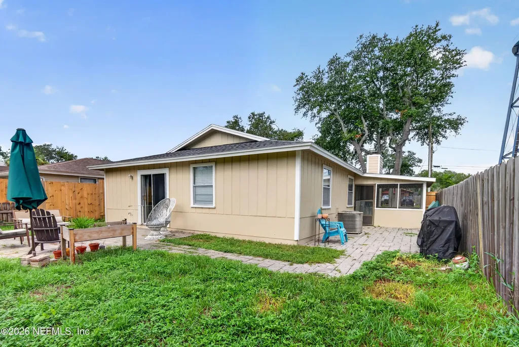 1155 13th Street N Jacksonville Beach FL 32250