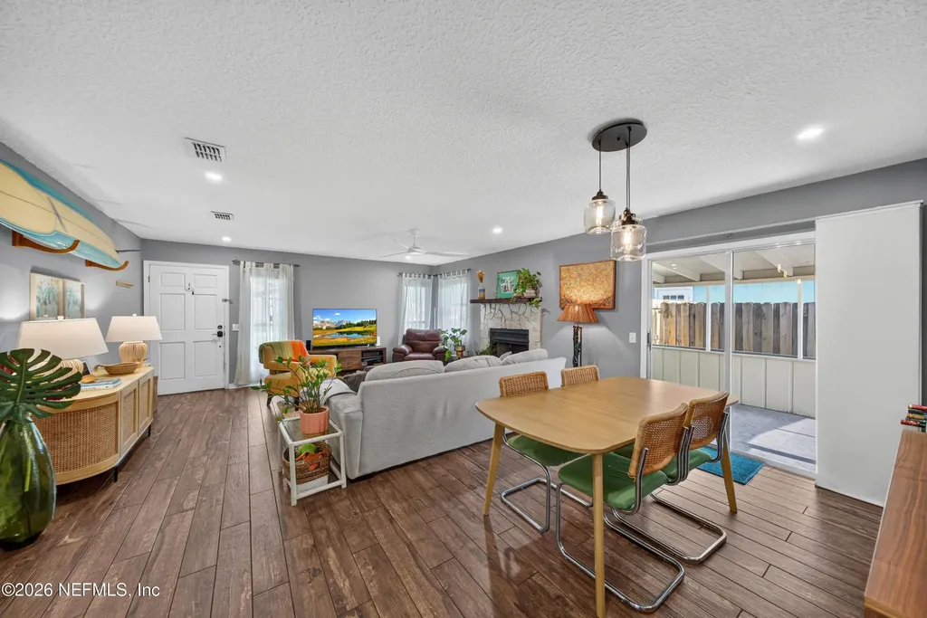 1155 13th Street N Jacksonville Beach FL 32250