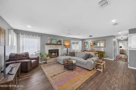 1155 13th Street N Jacksonville Beach FL 32250