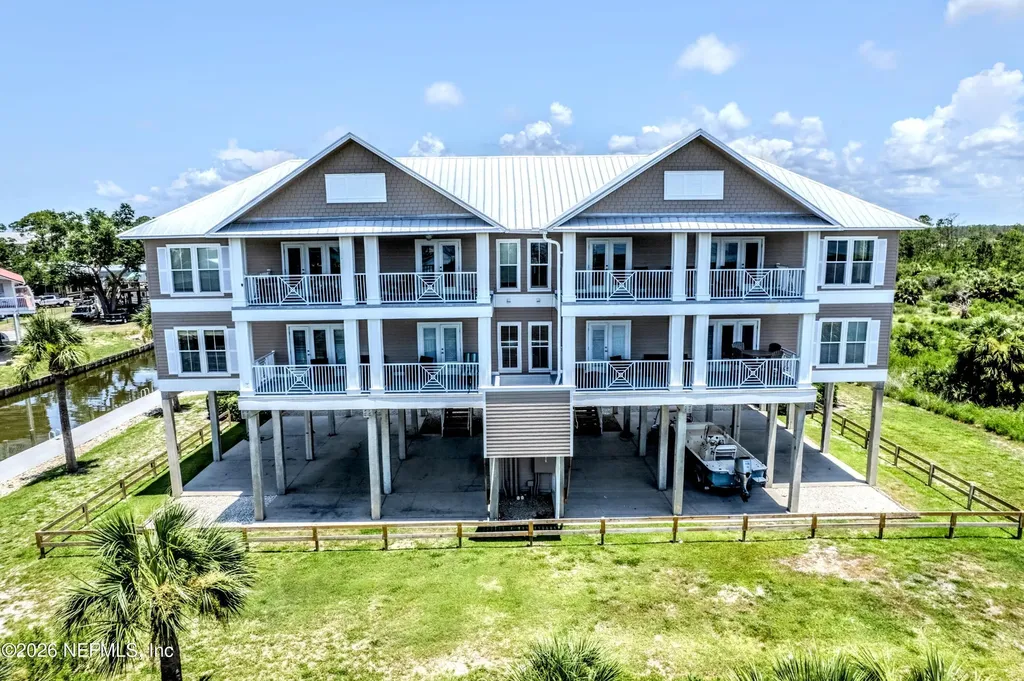 104 3rd Avenue E Horseshoe Beach FL 32648