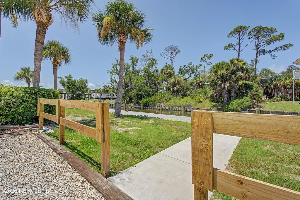 104 3rd Avenue E Horseshoe Beach FL 32648