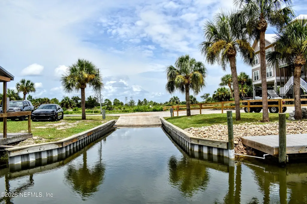 104 3rd Avenue E Horseshoe Beach FL 32648