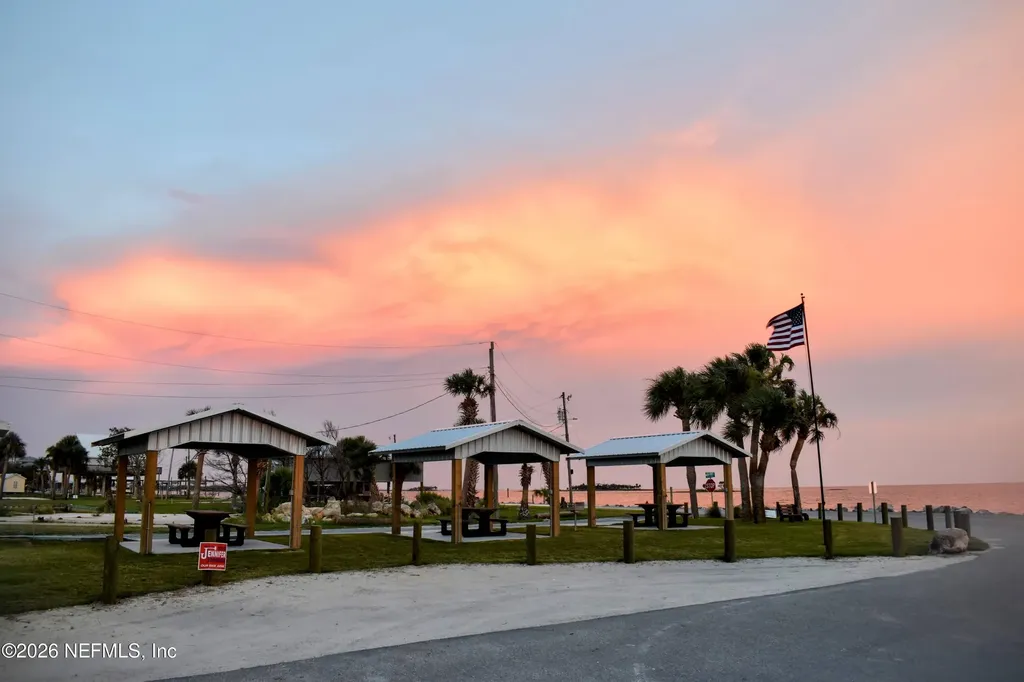 104 3rd Avenue E Horseshoe Beach FL 32648
