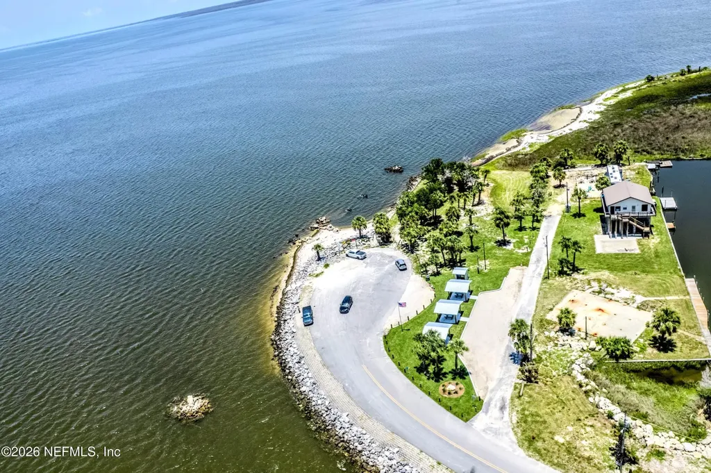 104 3rd Avenue E Horseshoe Beach FL 32648