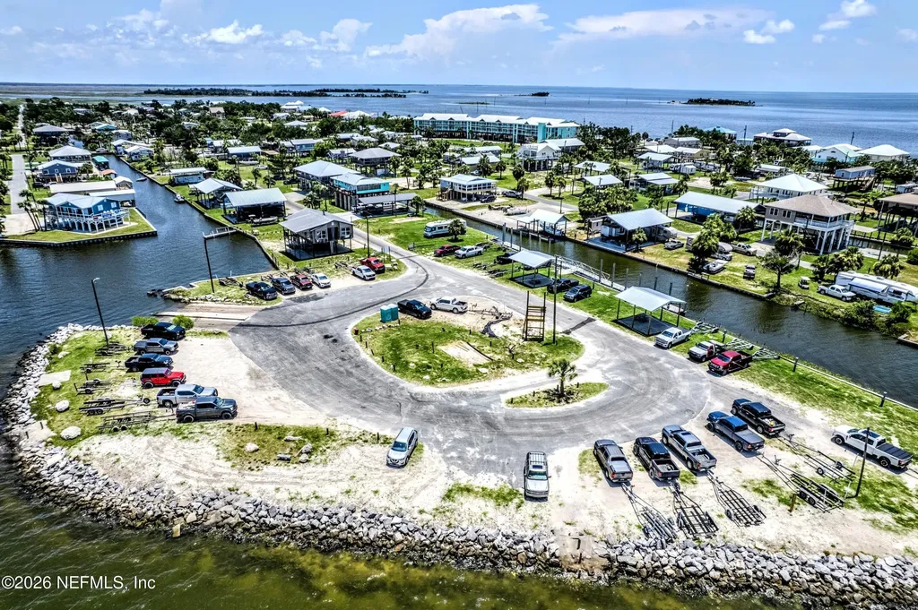 104 3rd Avenue E Horseshoe Beach FL 32648