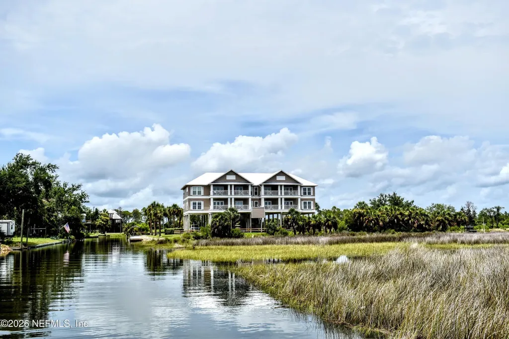 104 3rd Avenue E Horseshoe Beach FL 32648