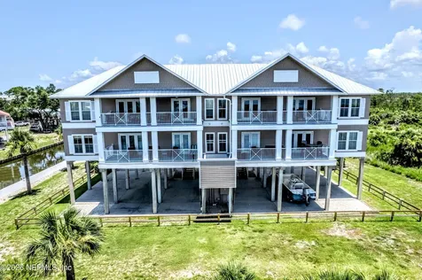 104 3rd Avenue E Horseshoe Beach FL 32648