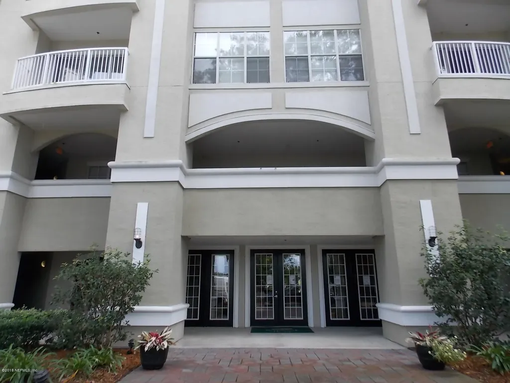 8290 Gate Parkway W Jacksonville FL 32216