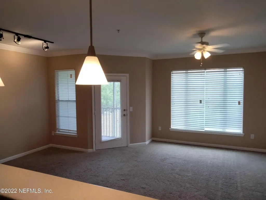 8290 Gate Parkway W Jacksonville FL 32216