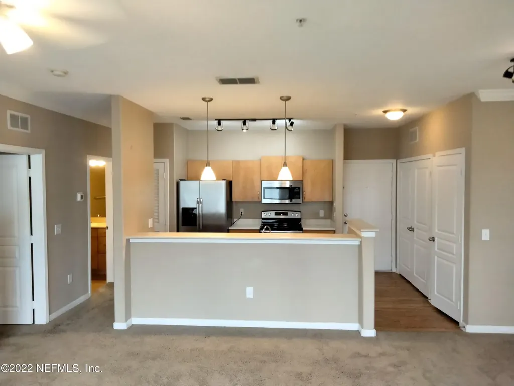 8290 Gate Parkway W Jacksonville FL 32216