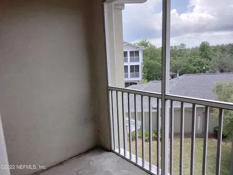 8290 Gate Parkway W Jacksonville FL 32216