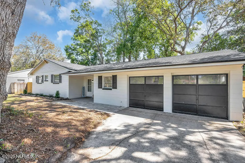 14396 Aqua Vista Road N Jacksonville FL 32224