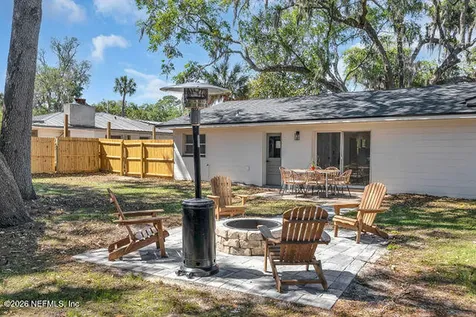 14396 Aqua Vista Road N Jacksonville FL 32224