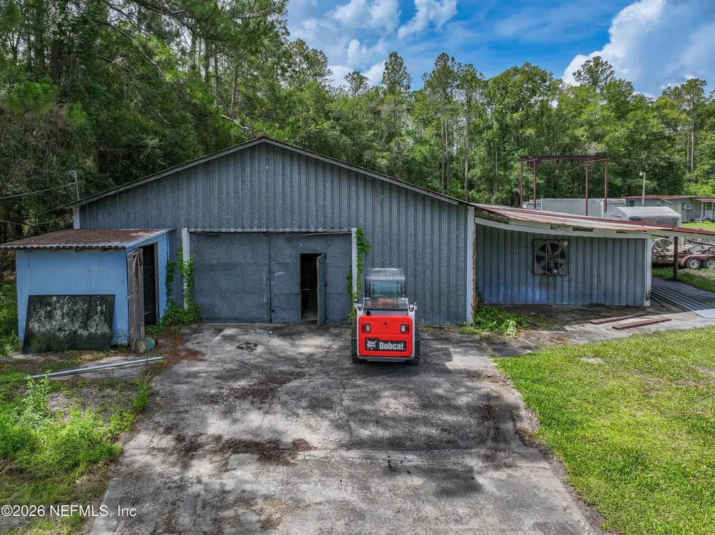 2856 NE 187th Street Starke FL 32091