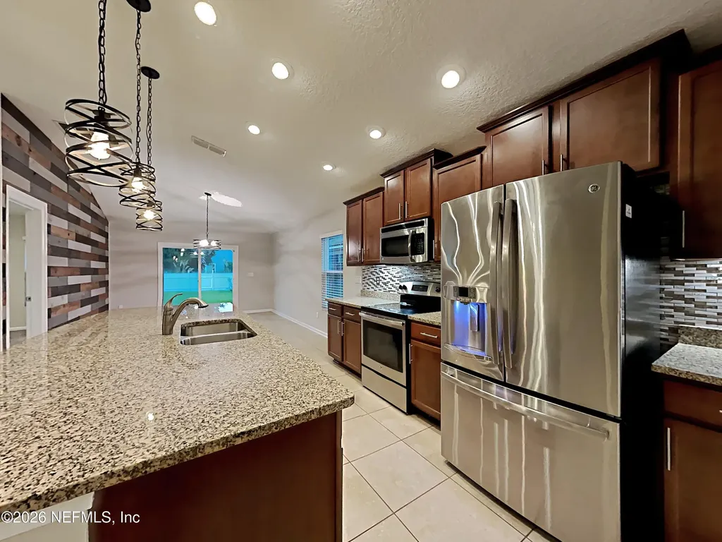 13471 Devan Lee Drive E Jacksonville FL 32226