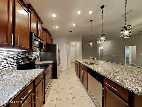 13471 Devan Lee Drive E Jacksonville FL 32226