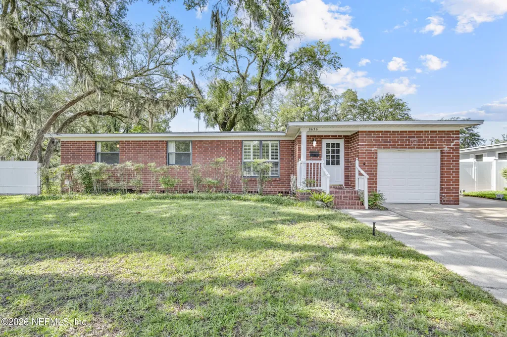 8636 St Patrick Lane Jacksonville FL 32216