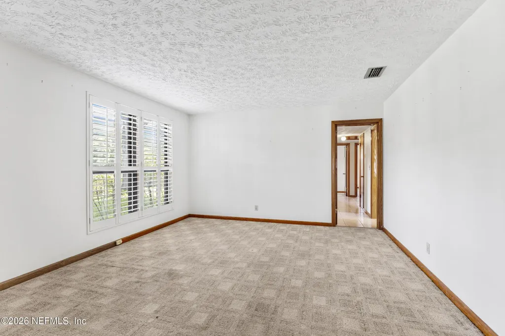 8636 St Patrick Lane Jacksonville FL 32216