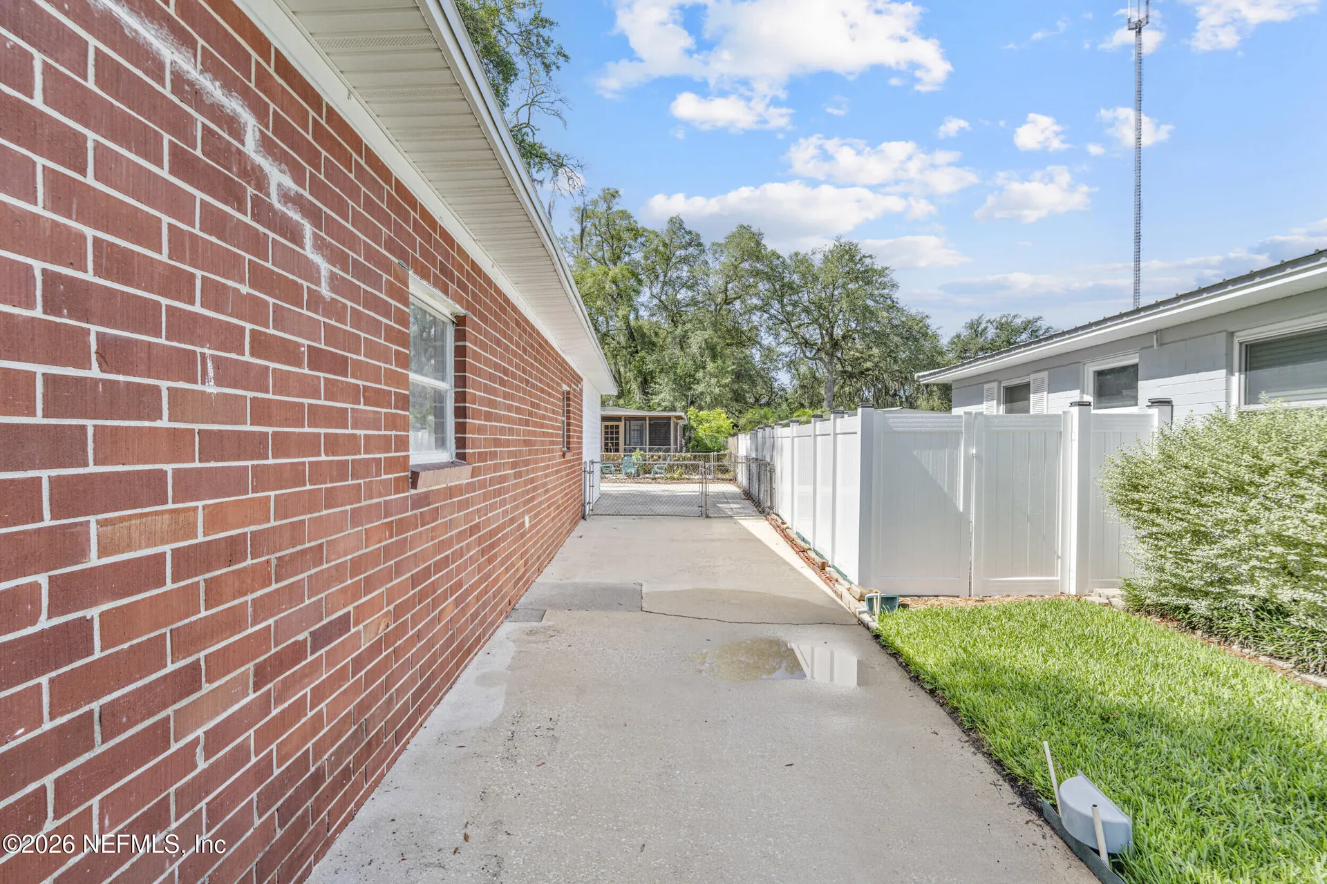 8636 St Patrick Lane Jacksonville FL 32216