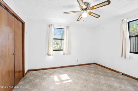 8636 St Patrick Lane Jacksonville FL 32216