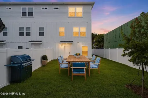 1304 1st Avenue N Jacksonville Beach FL 32250