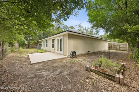 6033 Peeler Road S Jacksonville FL 32277