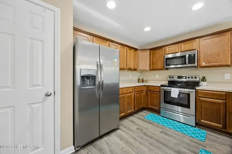 6033 Peeler Road S Jacksonville FL 32277