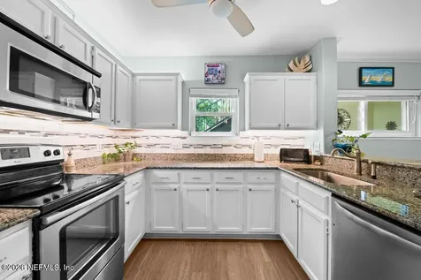 1800 The Greens Way Jacksonville Beach FL 32250