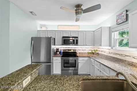 1800 The Greens Way Jacksonville Beach FL 32250