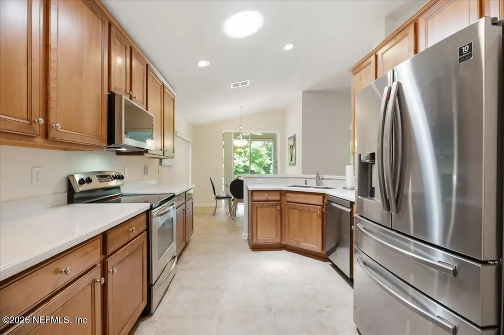 9288 Rosewater Lane Jacksonville FL 32256