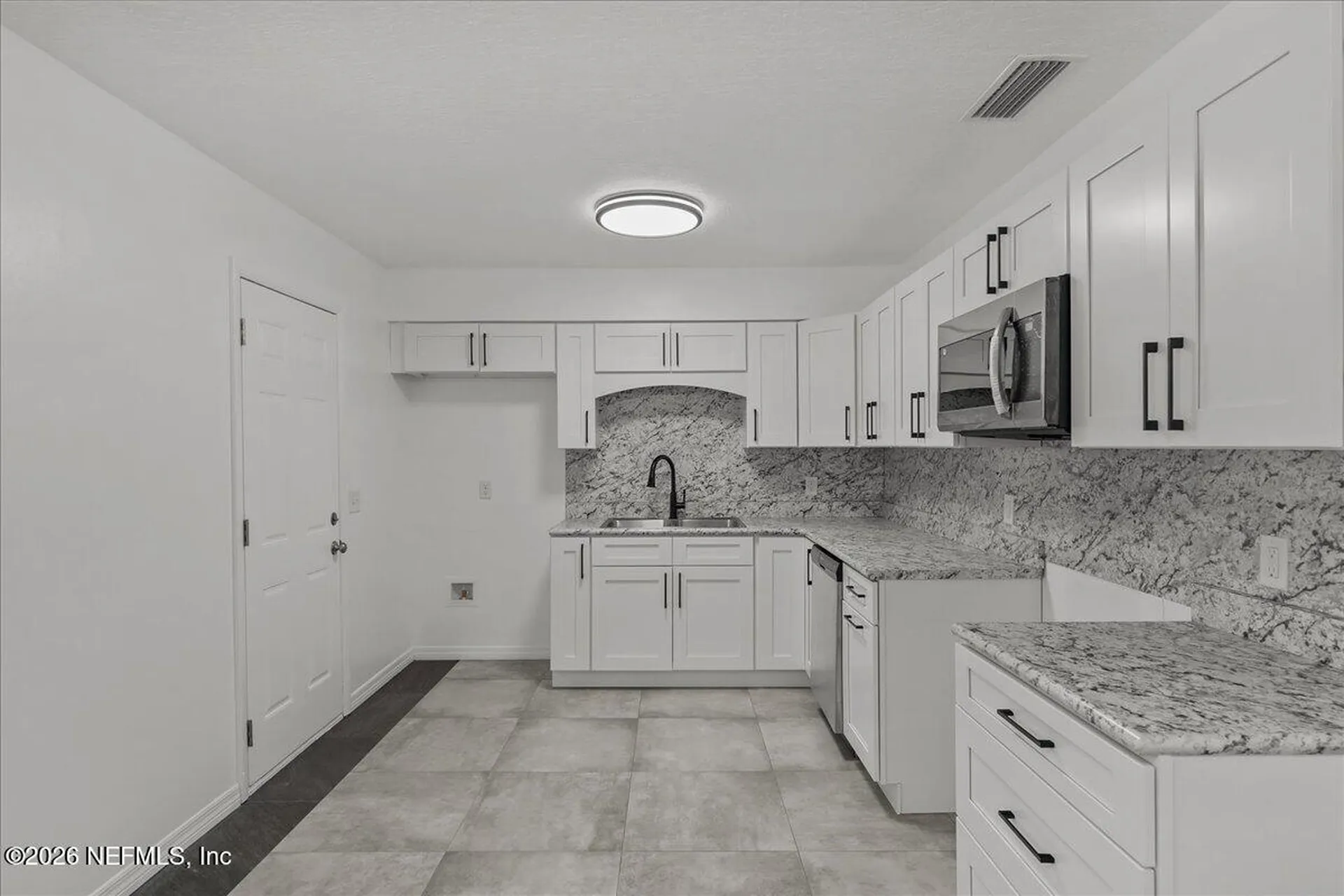 109 Ivey Road San Mateo FL 32187