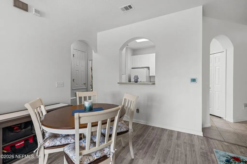7801 Point Meadows Drive Jacksonville FL 32256