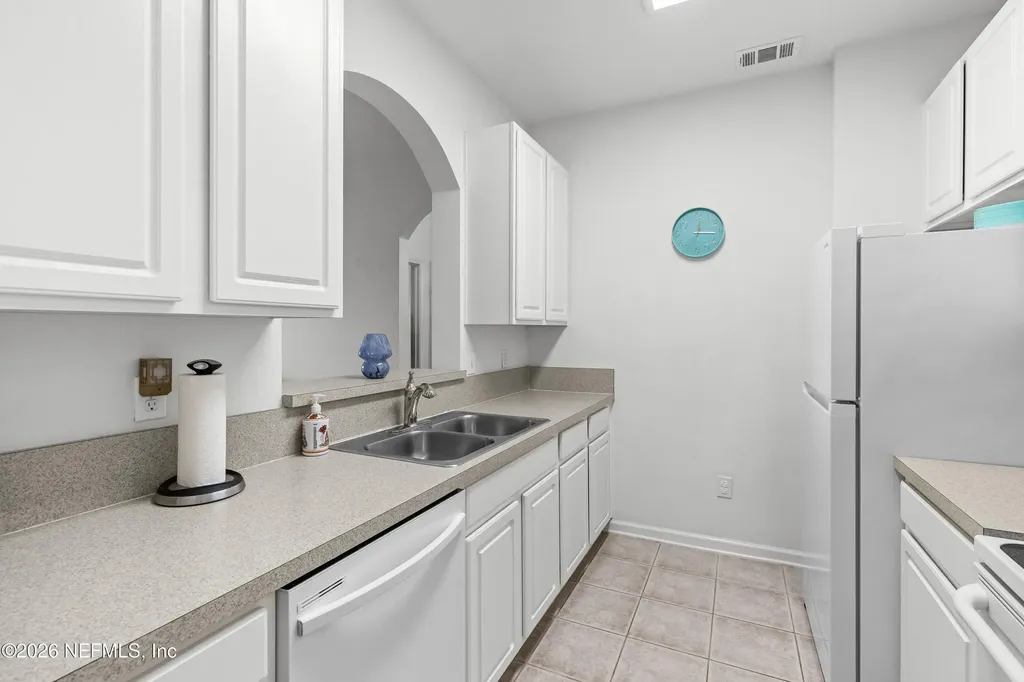 7801 Point Meadows Drive Jacksonville FL 32256