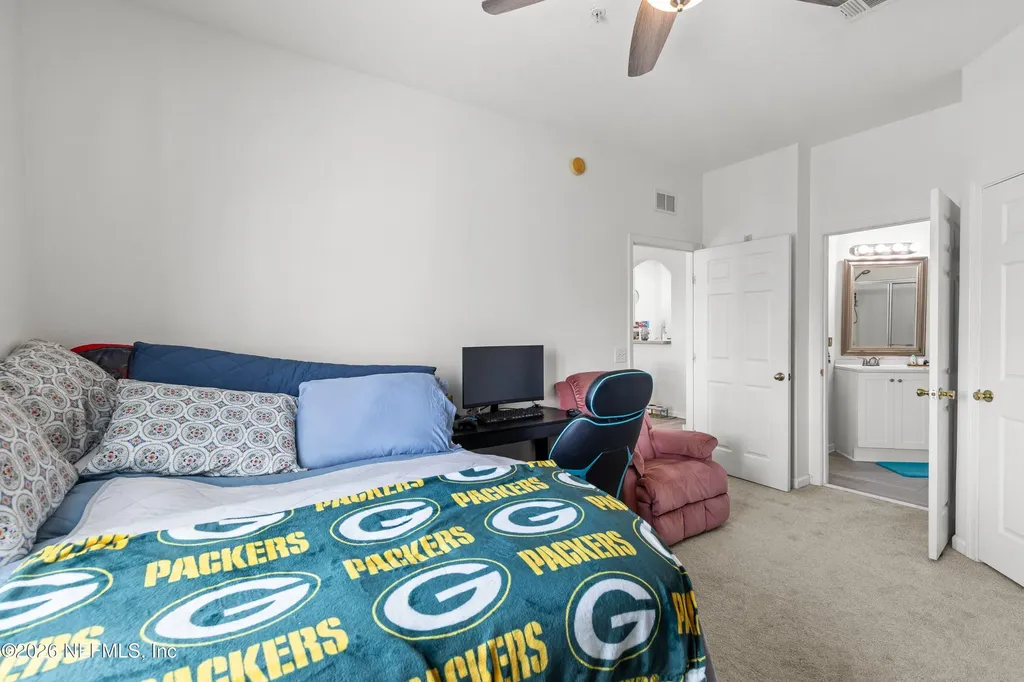 7801 Point Meadows Drive Jacksonville FL 32256