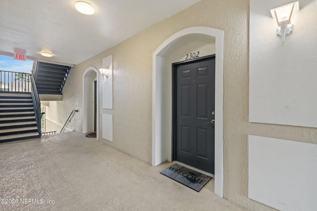 7801 Point Meadows Drive Jacksonville FL 32256