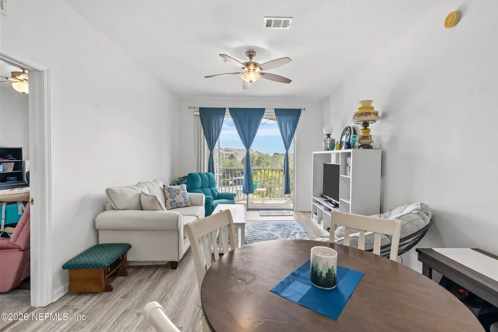 7801 Point Meadows Drive Jacksonville FL 32256